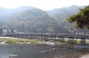 嵐山・渡月橋付近
